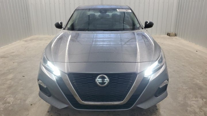 Nissan Altima SR 2020