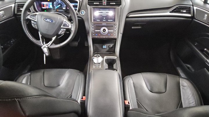 Ford FUSION TITANIUM 2019