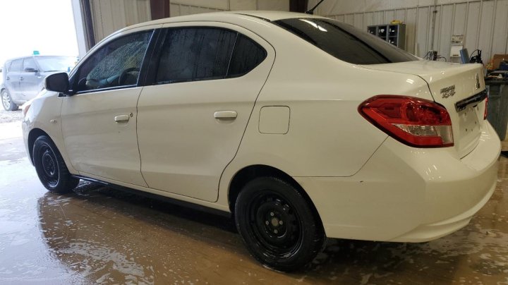 Mitsubishi Mirage G4 ES 2020