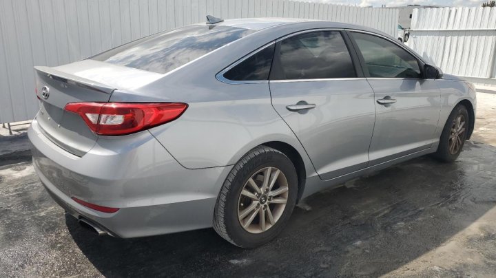 Hyundai SONATA SE 2017