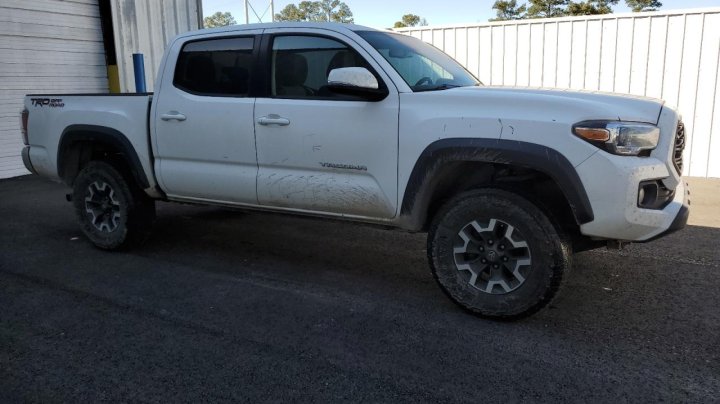 Toyota TACOMA DOUBLE CAB 2020