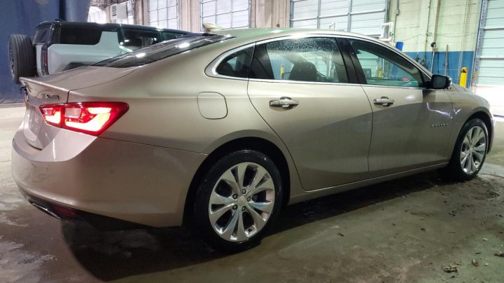 Chevrolet Malibu PREMIER 2018