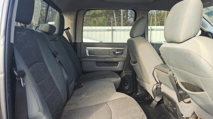 RAM 1500 SLT 2018