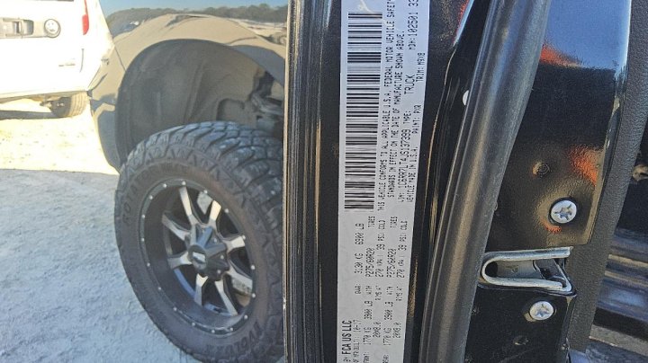 RAM 1500 SLT 2018