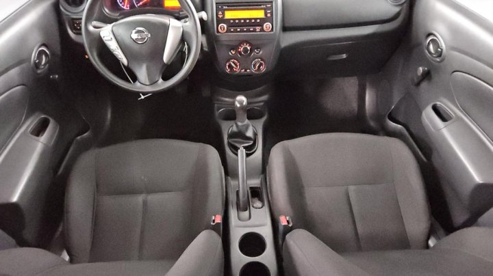 Nissan Versa S 2016