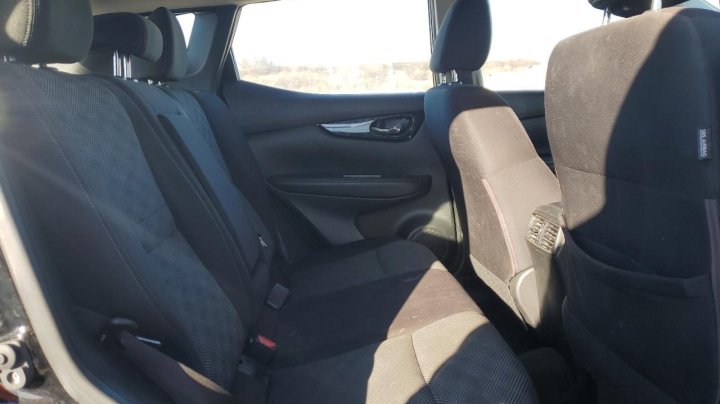 Nissan Rogue Sport S 2018