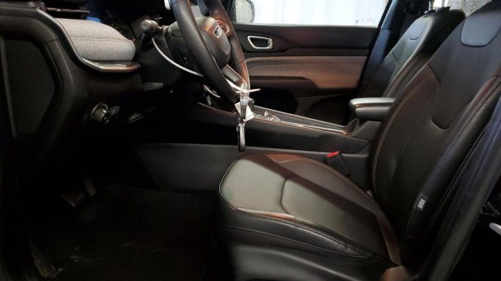 JEEP COMPASS LATITUDE LUX 2023