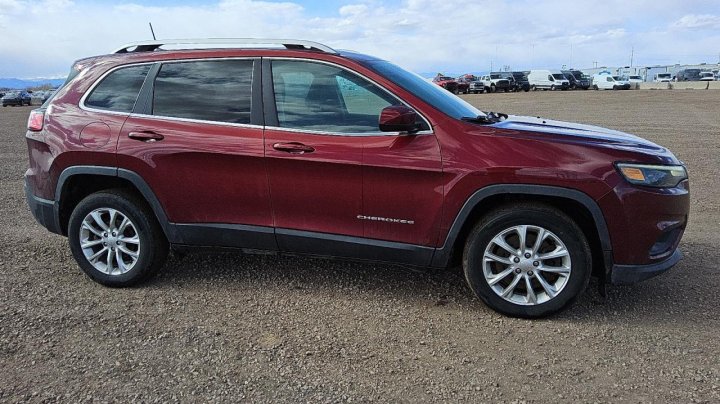 JEEP Cherokee LATITUDE 2019