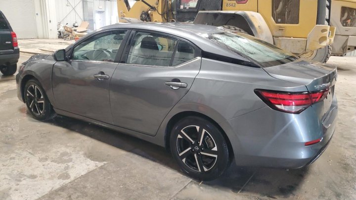 Nissan Sentra SV 2024
