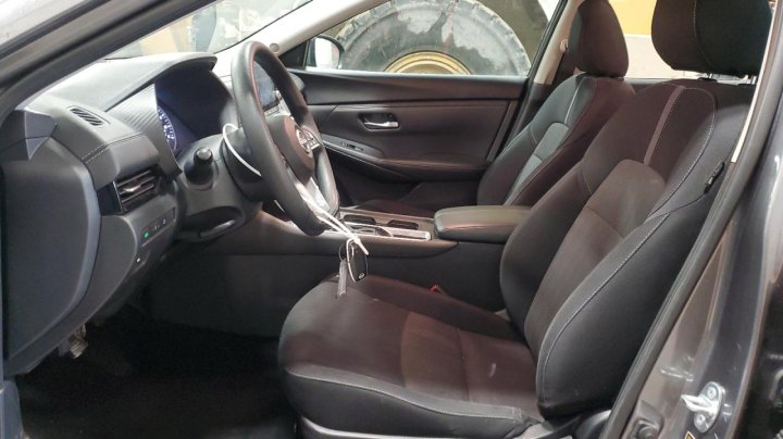 Nissan Sentra SV 2024
