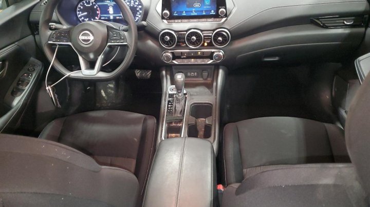 Nissan Sentra SV 2024