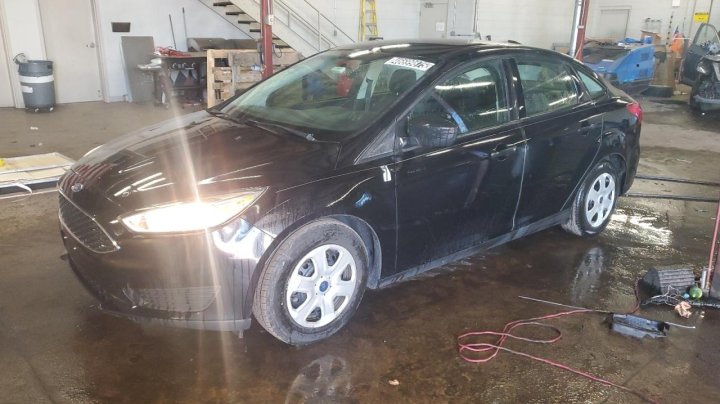 Ford Focus S 2018