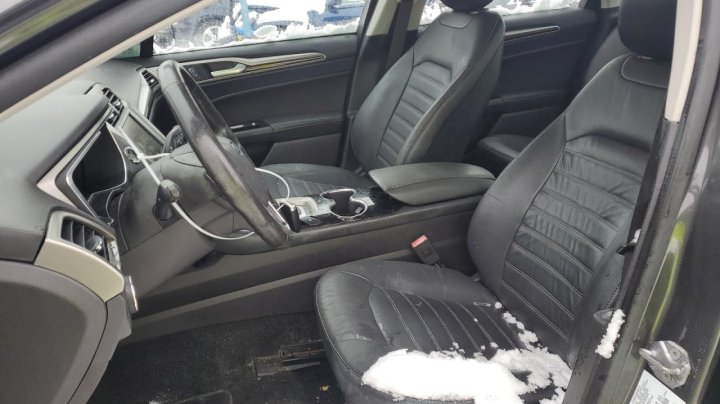 Ford FUSION SE 2016