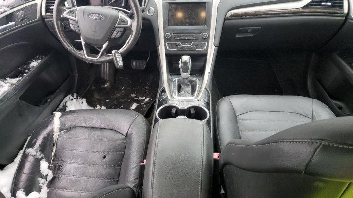Ford FUSION SE 2016