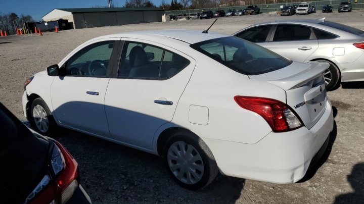 Nissan Versa S 2019