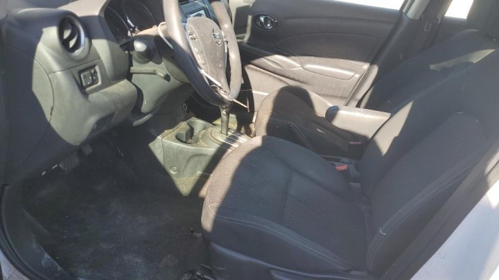 Nissan Versa S 2019