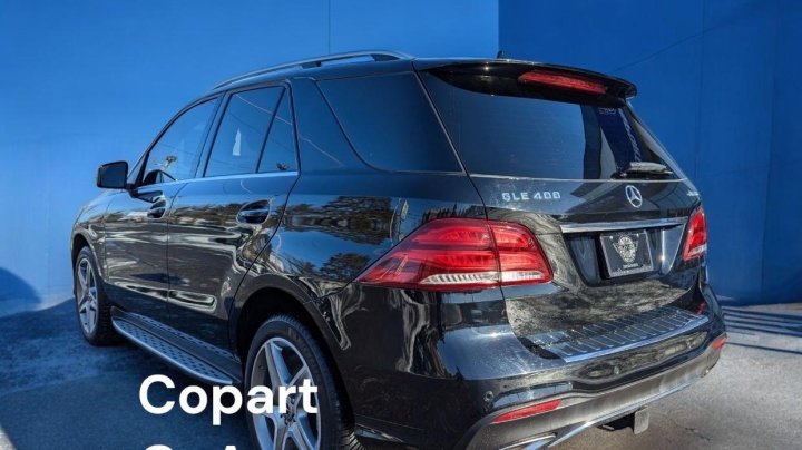 Mercedes-Benz GLE 400 4MATIC 2016
