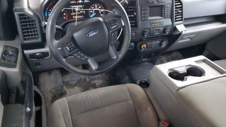 Ford F-150 SUPER CAB 2016
