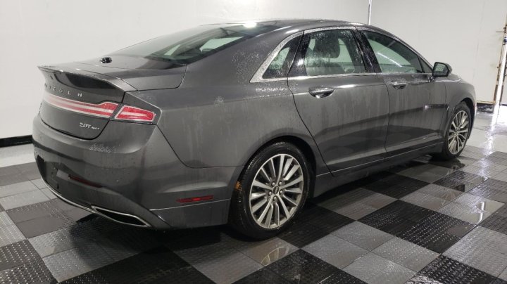 Lincoln MKZ  2019