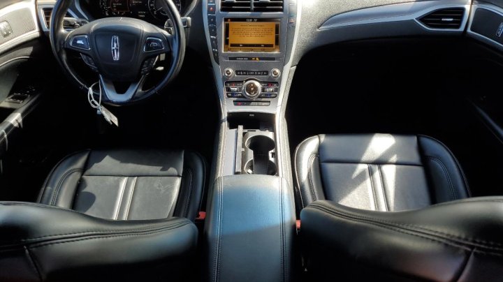 Lincoln MKZ  2019