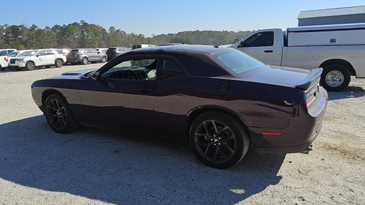 Dodge Challenger SXT 2021