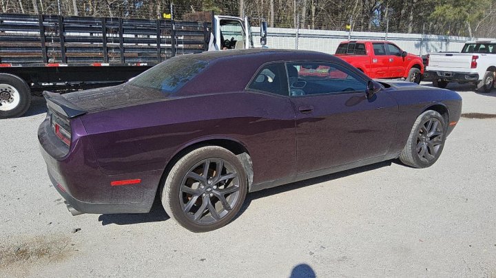 Dodge Challenger SXT 2021