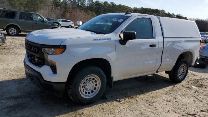Chevrolet Silverado C1500 2023