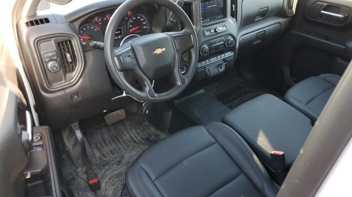 Chevrolet Silverado C1500 2023