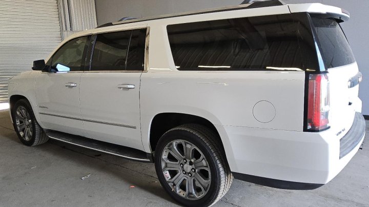GMC YUKON XL DENALI 2016