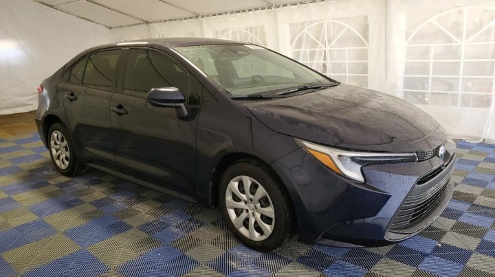 Toyota Corolla LE 2023