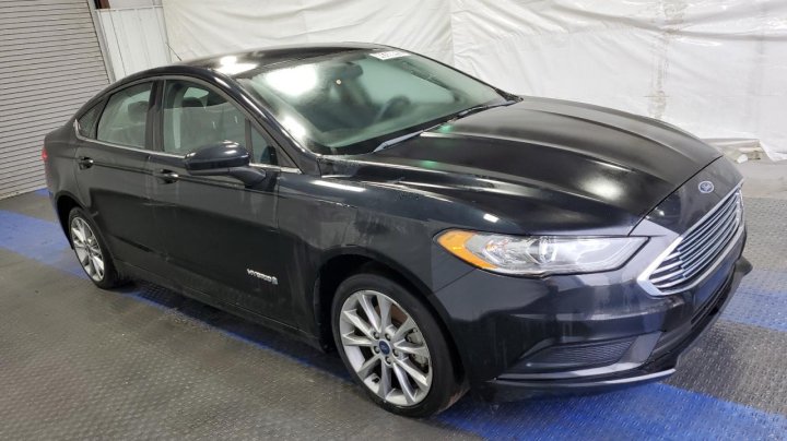 Ford FUSION SE HYBRID 2017