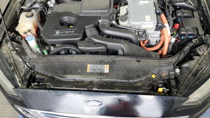 Ford FUSION SE HYBRID 2017