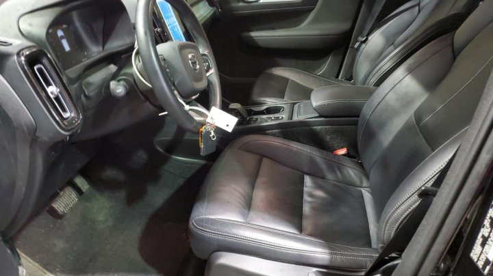 Volvo XC40 T5 MOMENTUM 2022
