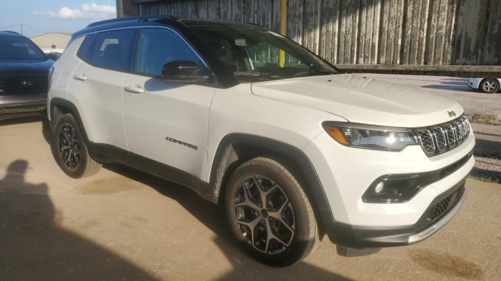 JEEP COMPASS LIMITED 2025