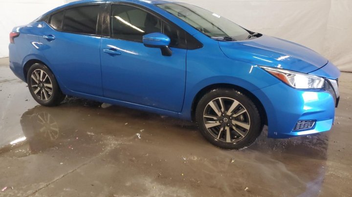 Nissan Versa SV 2020