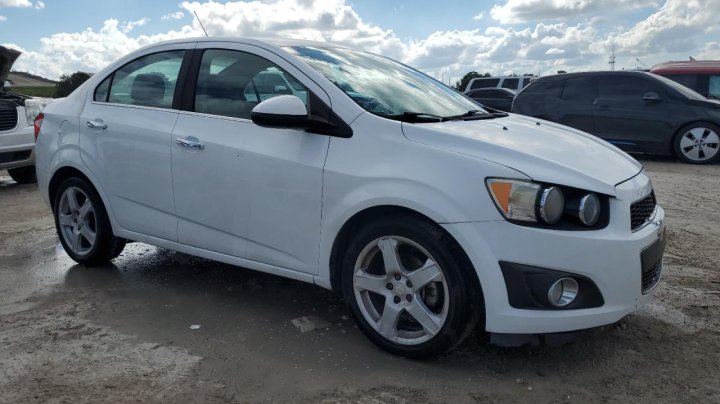 Chevrolet Sonic LTZ 2016
