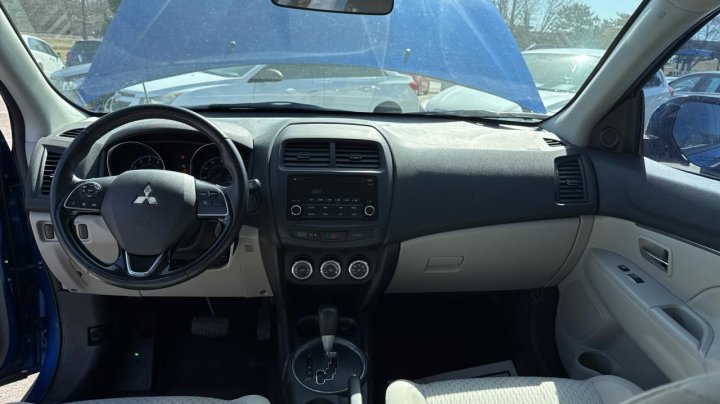 Mitsubishi Outlander ES 2017