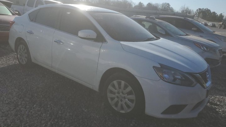 Nissan Sentra S 2018