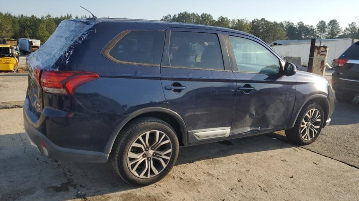 Mitsubishi Outlander SE 2016