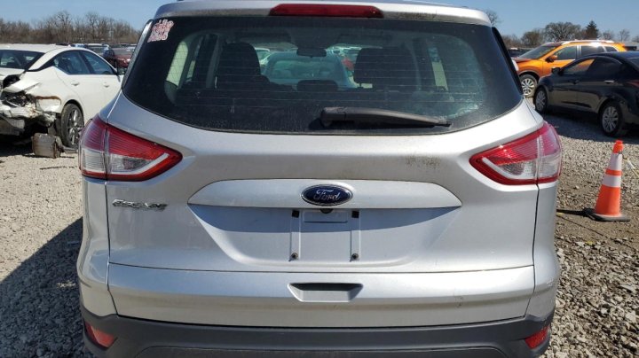 Ford Escape S 2016