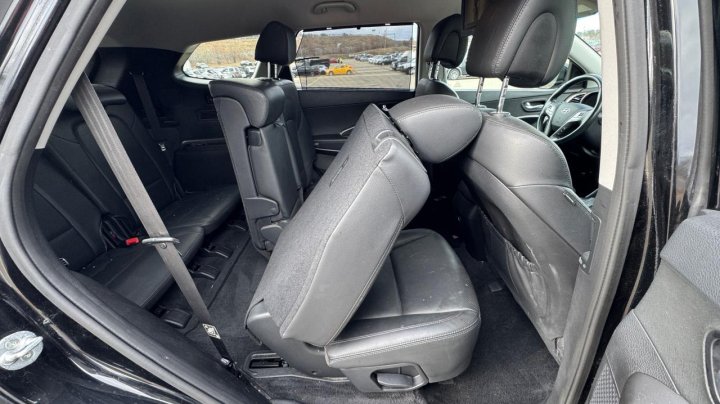 Hyundai Santa Fe SE 2019
