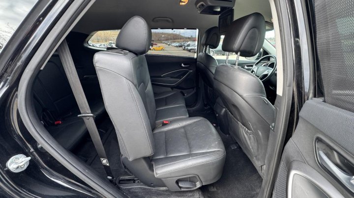 Hyundai Santa Fe SE 2019