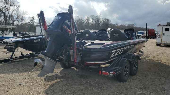 Tracker Marine/trl  2016