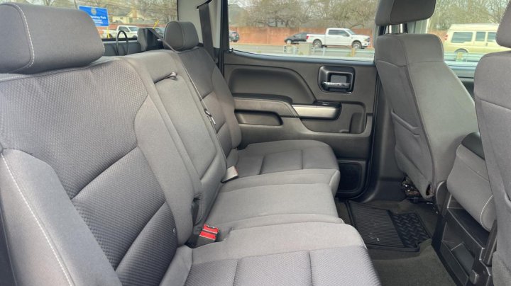 Chevrolet Silverado C1500 LT 2018