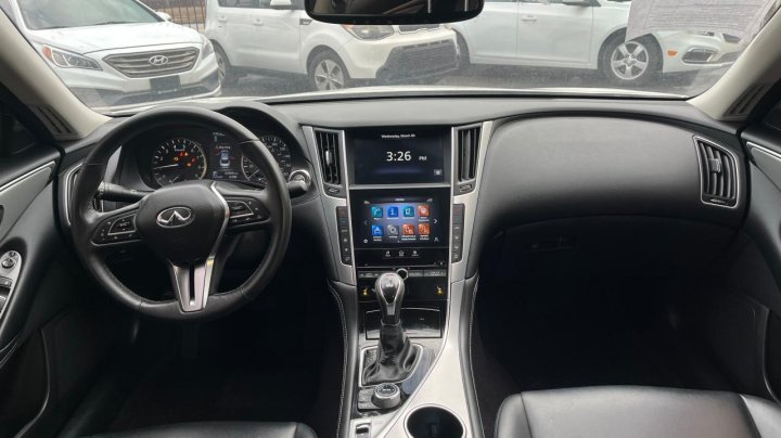 INFINITI Q50 LUXE 2021