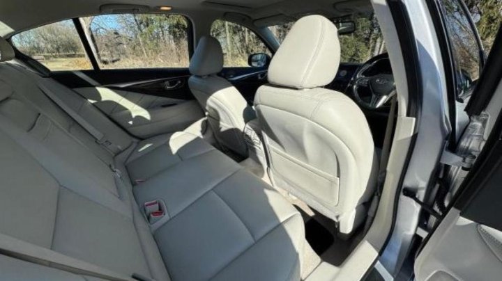INFINITI Q50 LUXE 2018