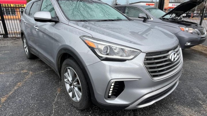 Hyundai Santa Fe SE 2018