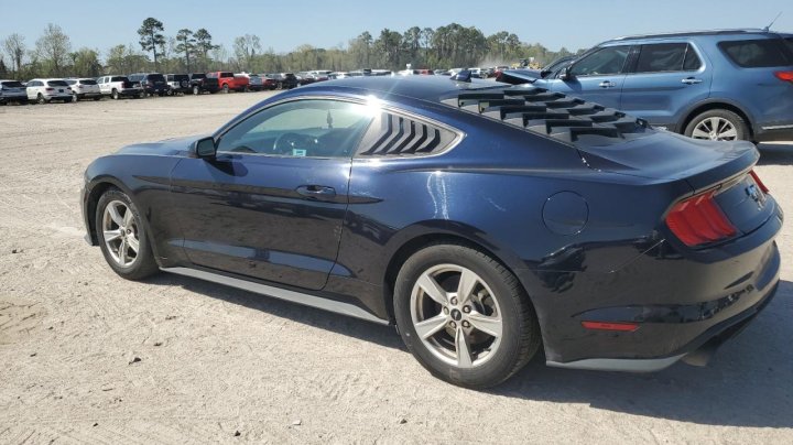 Ford MUSTANG  2021