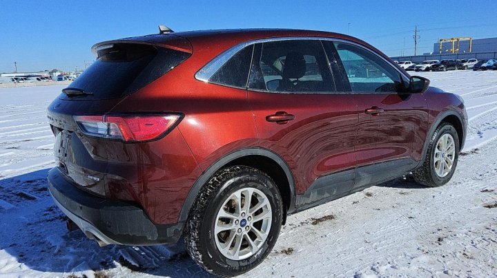 Ford Escape SE 2021