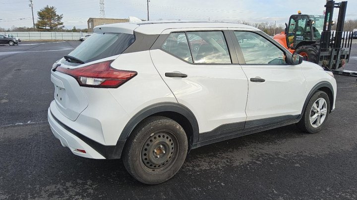 Nissan Kicks S 2022